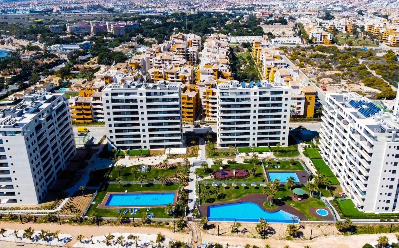 213 Luxury Panorama - Alicante Holiday Torrevieja Bagian luar foto